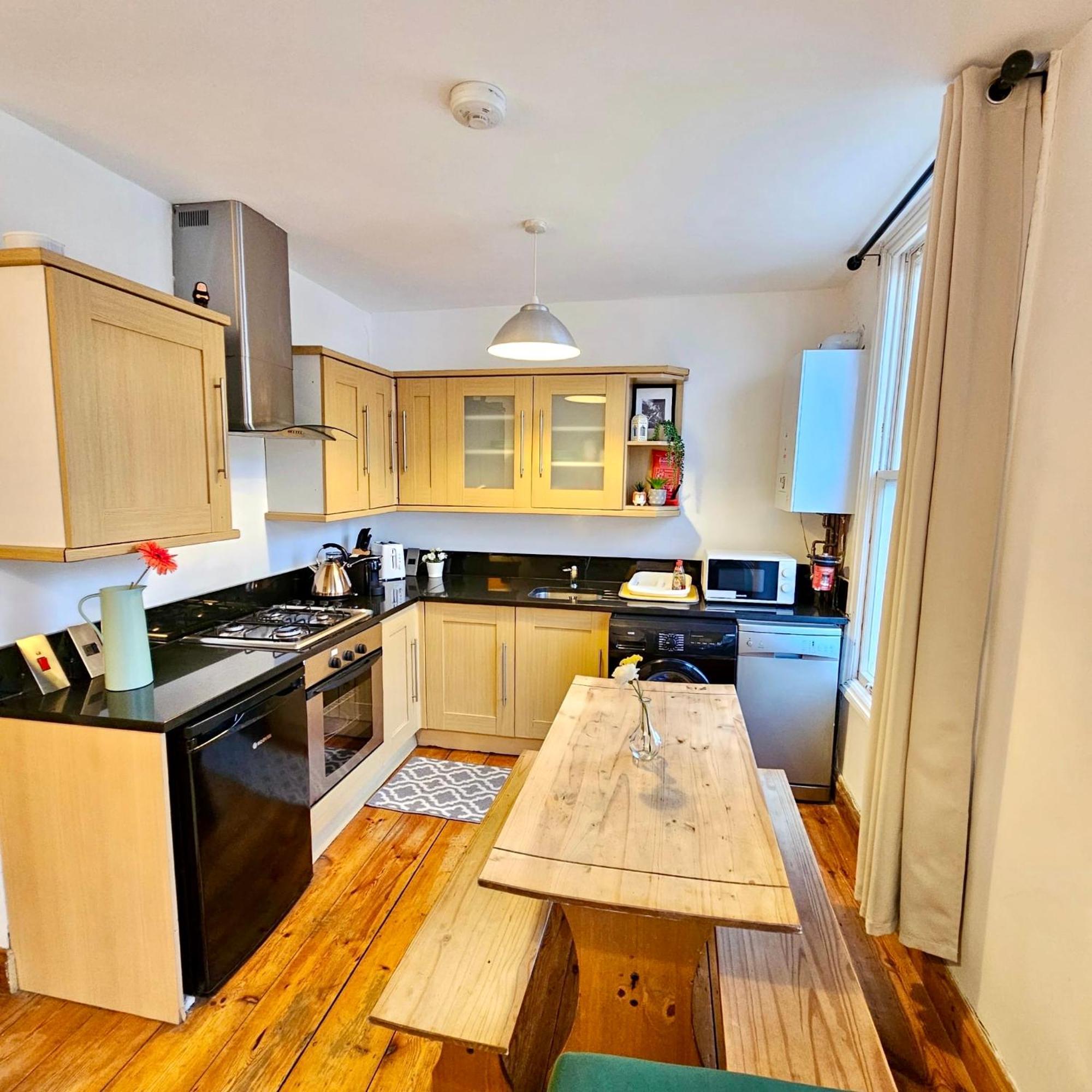 Lovely 1 Bed Apartment 2 Min To Station Лондон Экстерьер фото
